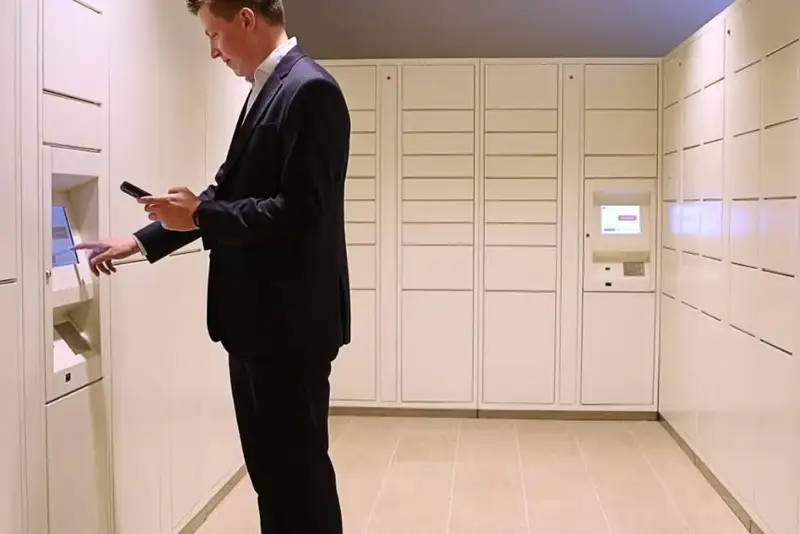 Penataan Smart Locker dengan Pengaman Sidik Jari Karyawan